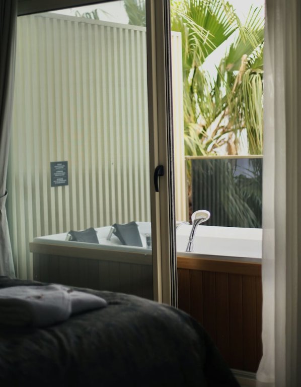 Битез: Roas Hotel