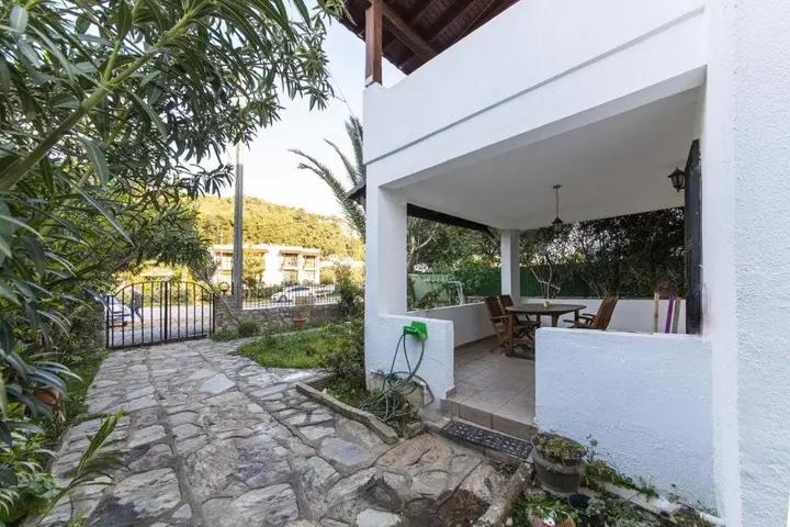 Бодрум: Separate Villa With Garden And Terrace In Bodrum