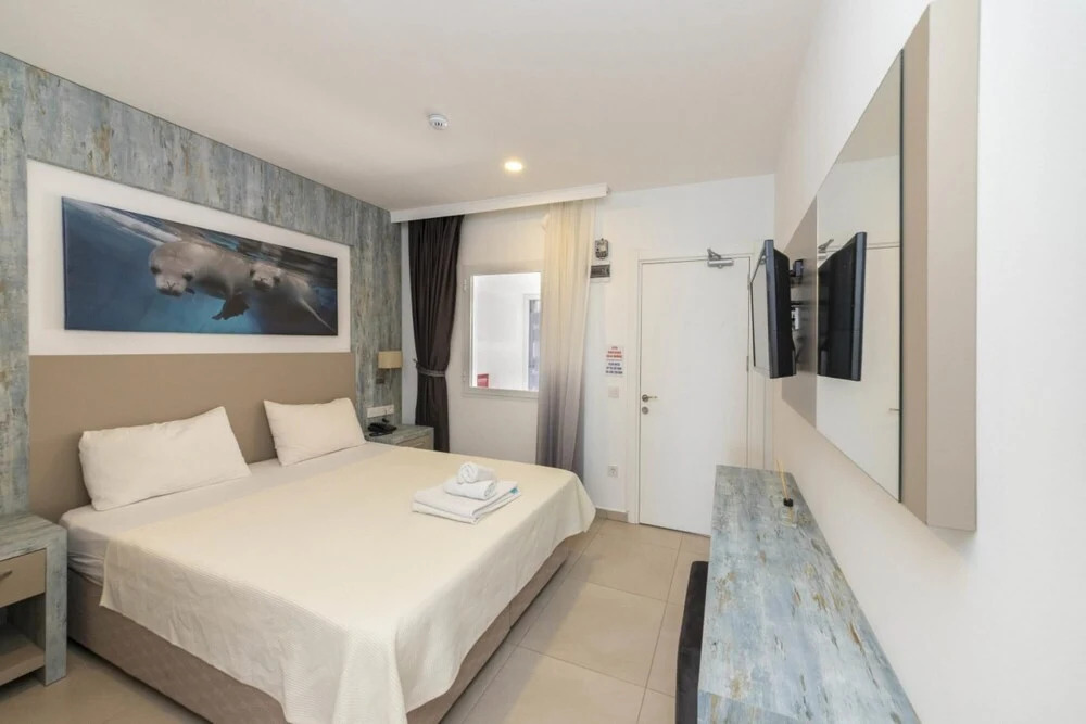 Бодрум: Seafront Flat With Excellent Sea View in Bodrum