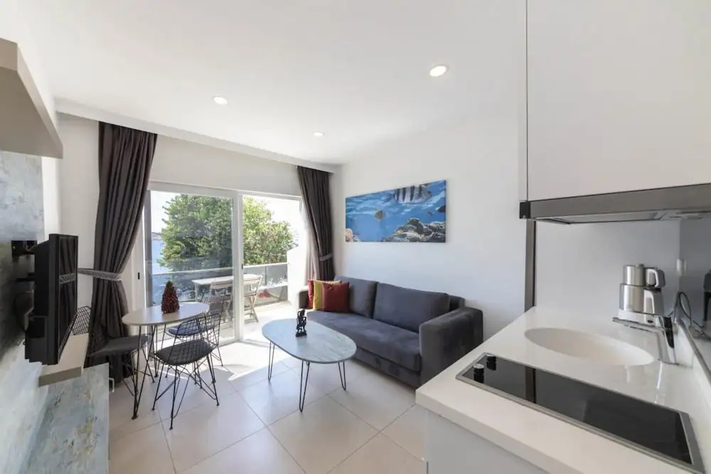 Бодрум: Seafront Flat With Excellent Sea View in Bodrum