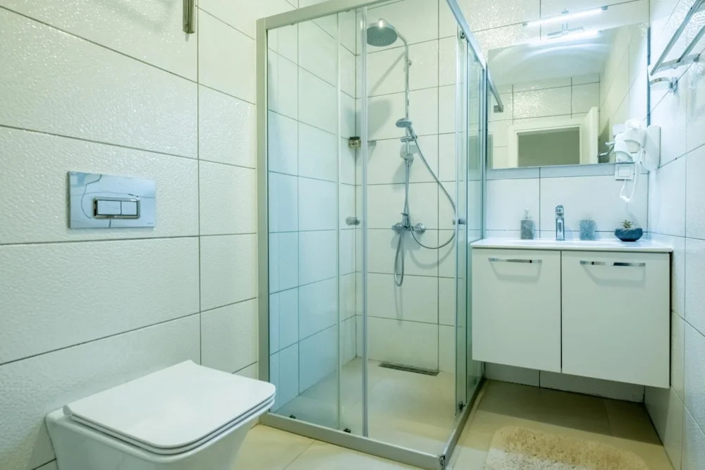 Бодрум: Seafront Flat With Excellent Sea View in Bodrum