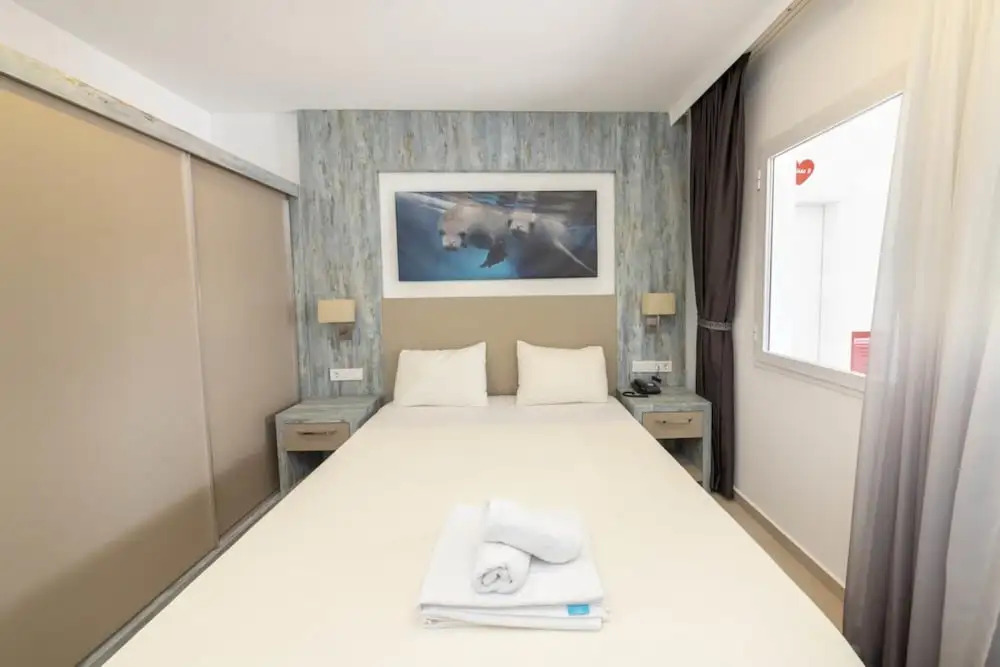 Бодрум: Seafront Flat With Excellent Sea View in Bodrum