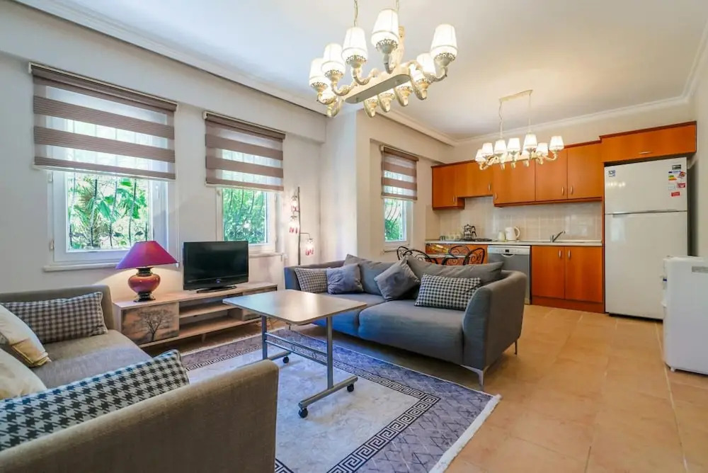 Чамьюва: Peaceful Flat with Shared Pool in Camyuva Kemer