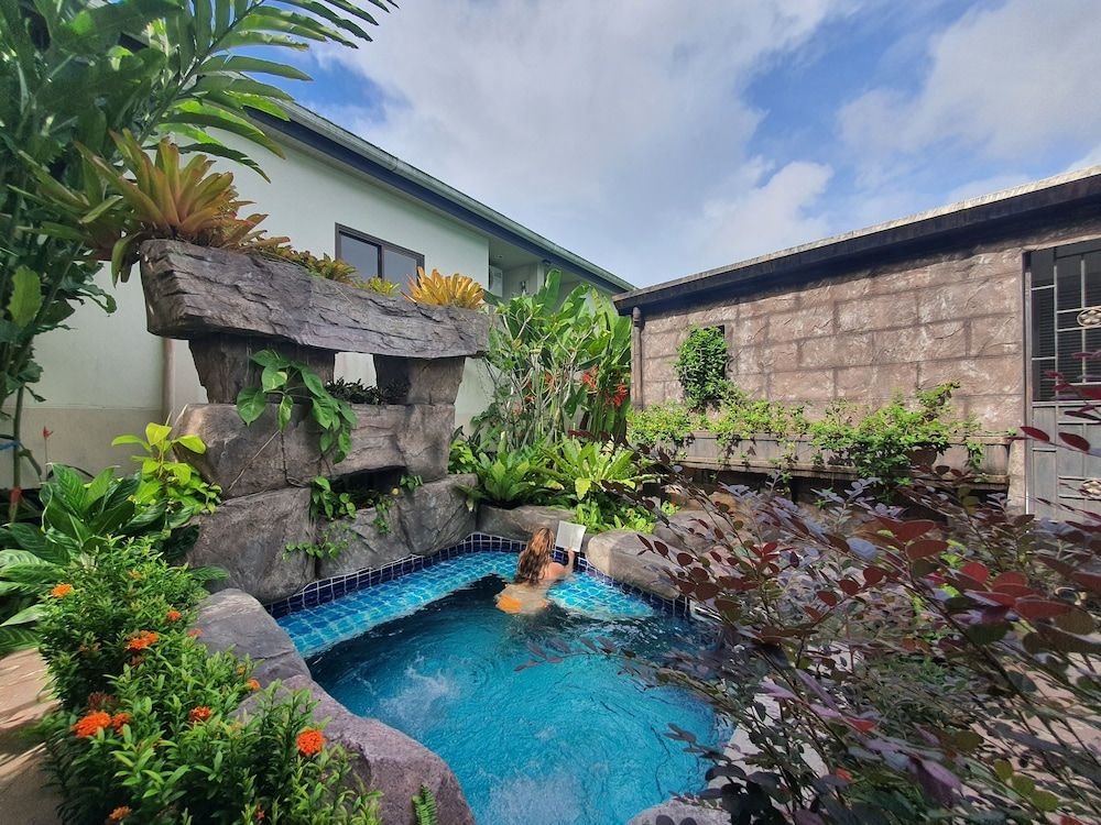 Тхаланг: Baan Muchshima Hostel Phuket