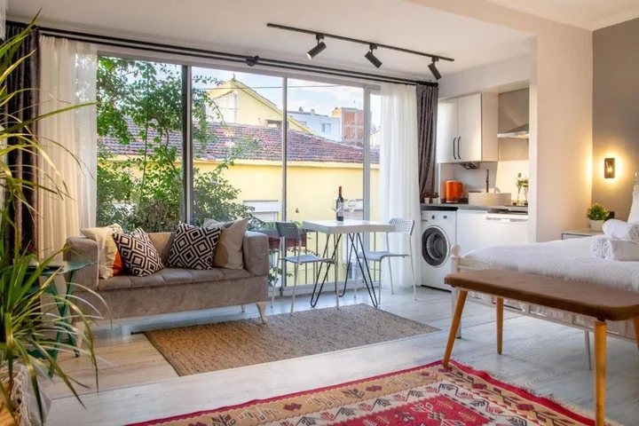 Измир: Invigorating Studio Flat Near Kordon In Alsancak