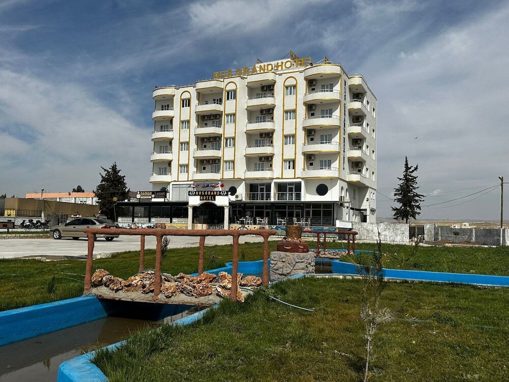 Нусайбин: Nus Grand Hotel