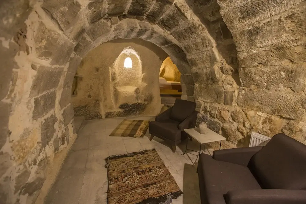 Учисар: Lava Cappadocia