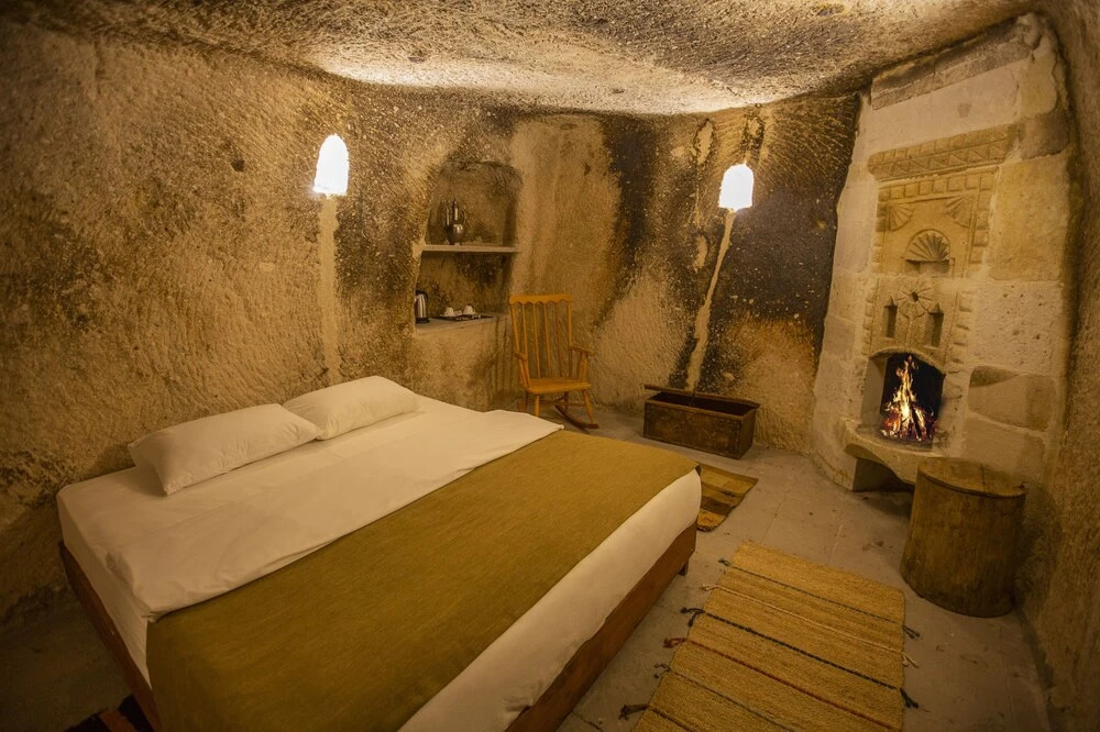 Учисар: Lava Cappadocia