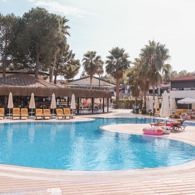 Фетхие: Orka Village Hisarönü