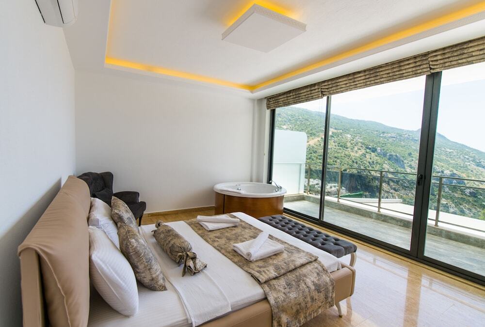 Исламлар: İnfinity Village