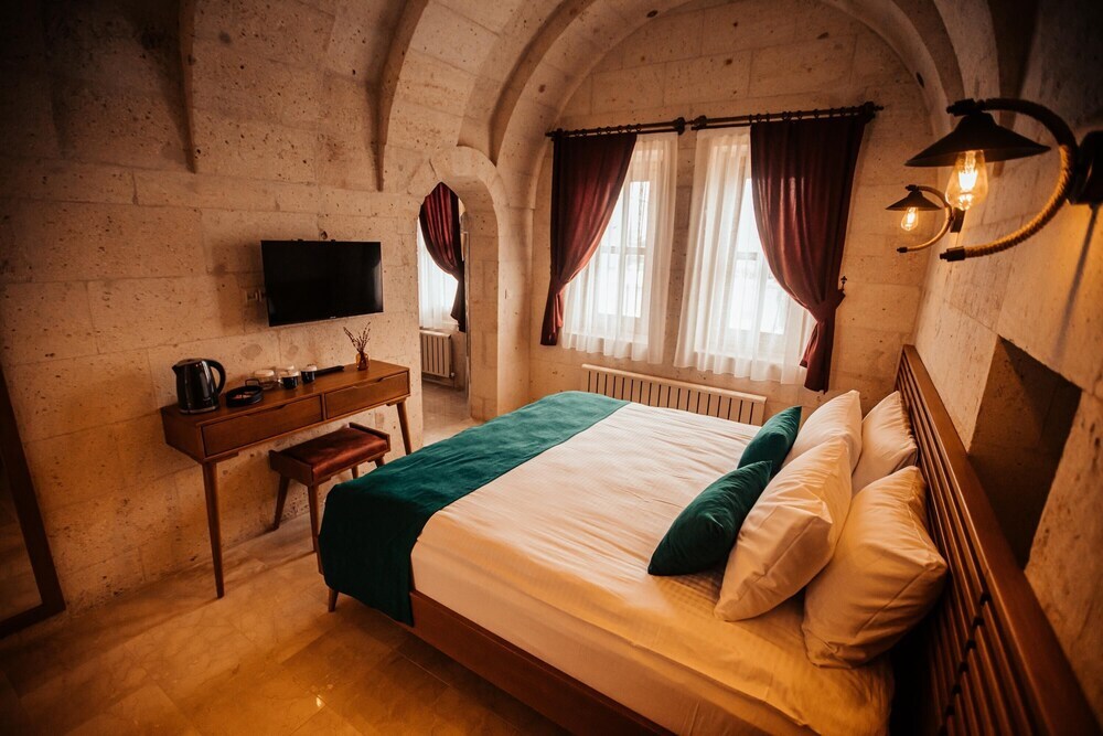 Учисар: Juno Cappadocia