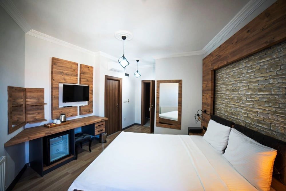 Зейтинликой: İmroz Adali's Butik Otel