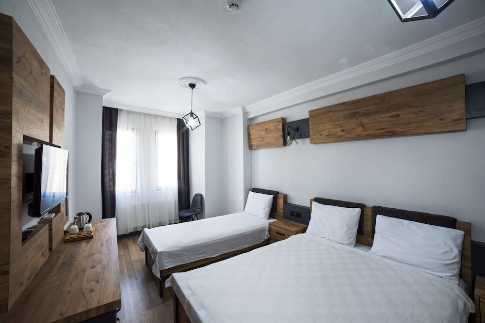 Зейтинликой: İmroz Adali's Butik Otel