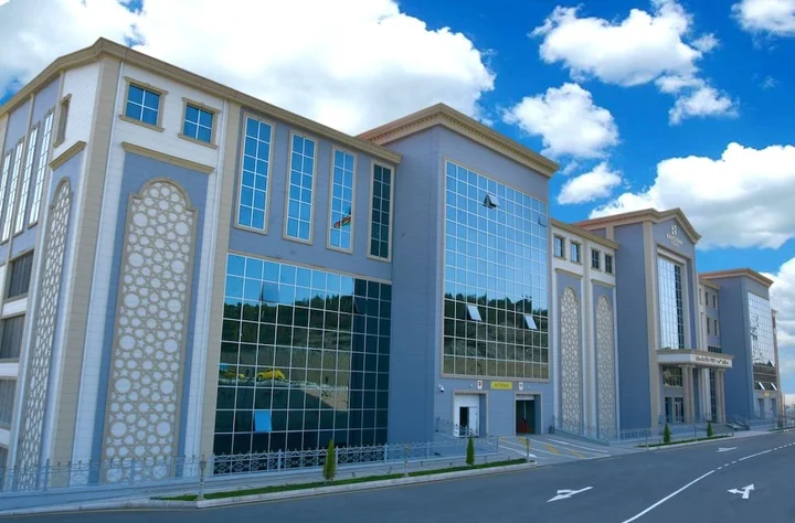 Нахичевань: Naxçıvan Palace Hotel