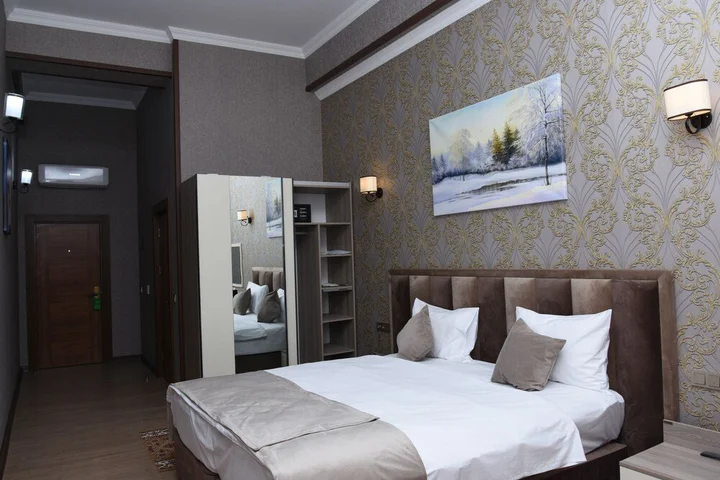 Нахичевань: Naxçıvan Palace Hotel