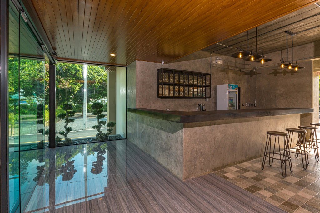 Тхаланг: The Bell Airport Phuket Hotel