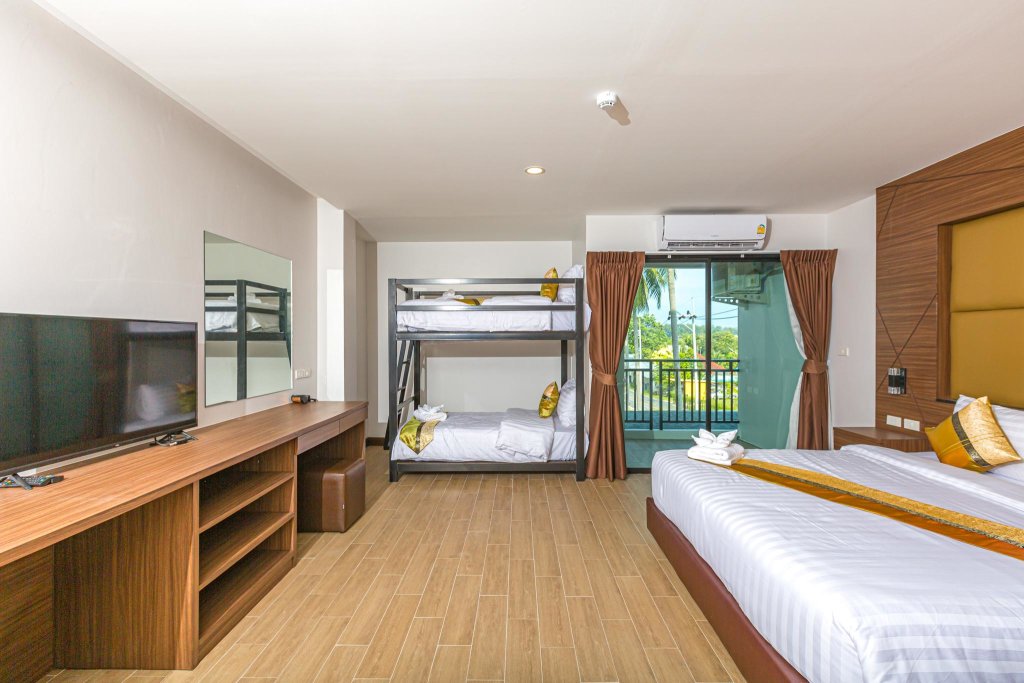 Тхаланг: The Bell Airport Phuket Hotel