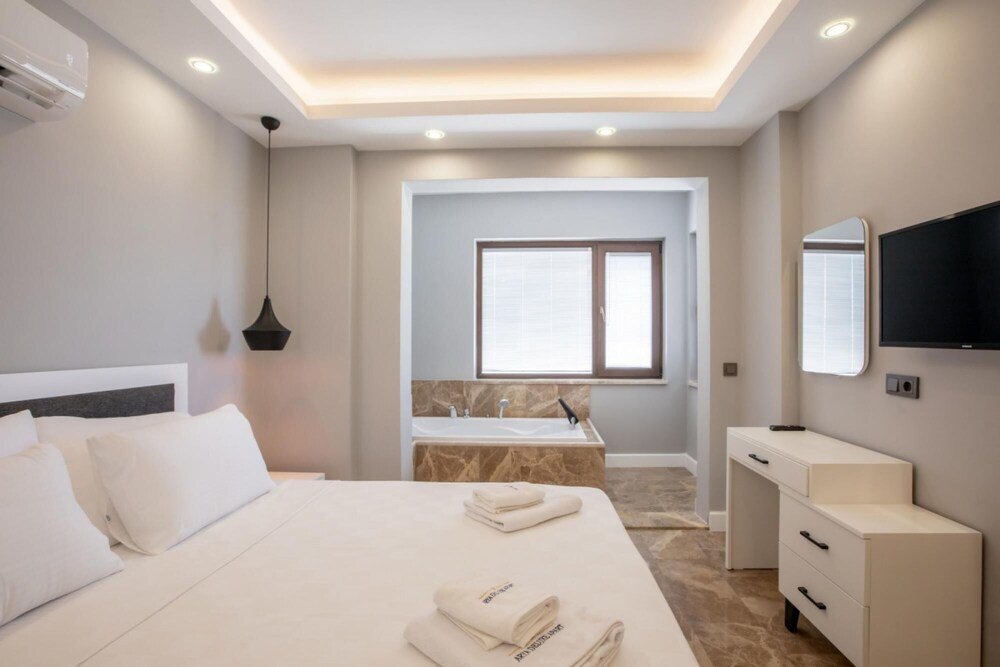 Каш: Luxury Flat W Jacuzzi And Amazing Sea View In Kas