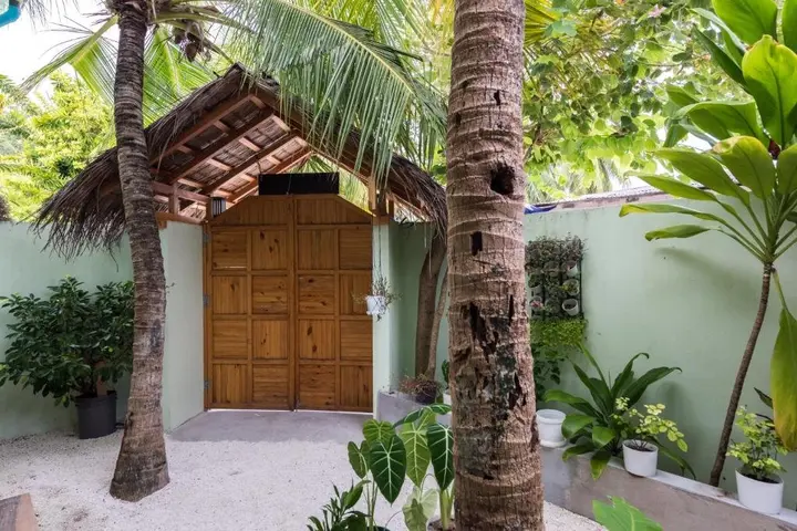 Северный атолл Мале: Isla Dhiffushi
