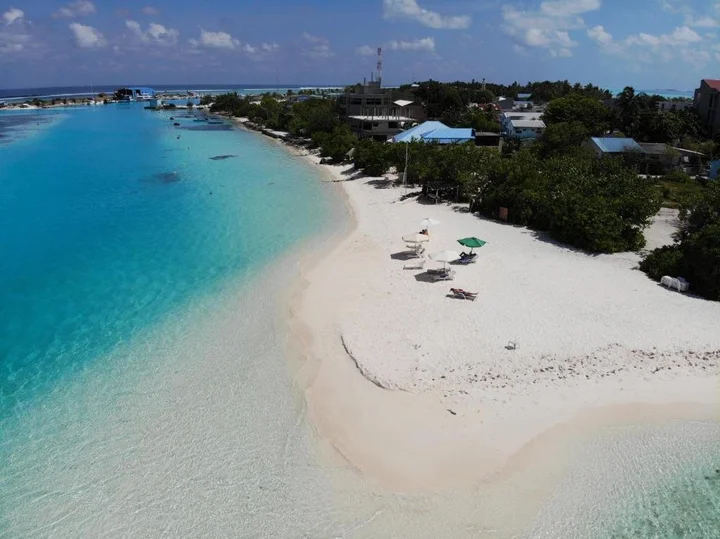 Северный атолл Мале: Isla Dhiffushi