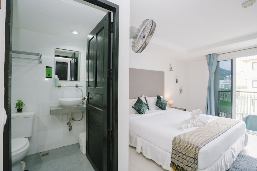 Кату: Noble House Patong