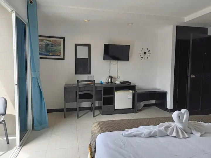 Кату: Noble House Patong