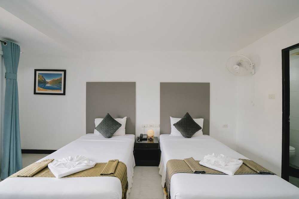 Кату: Noble House Patong
