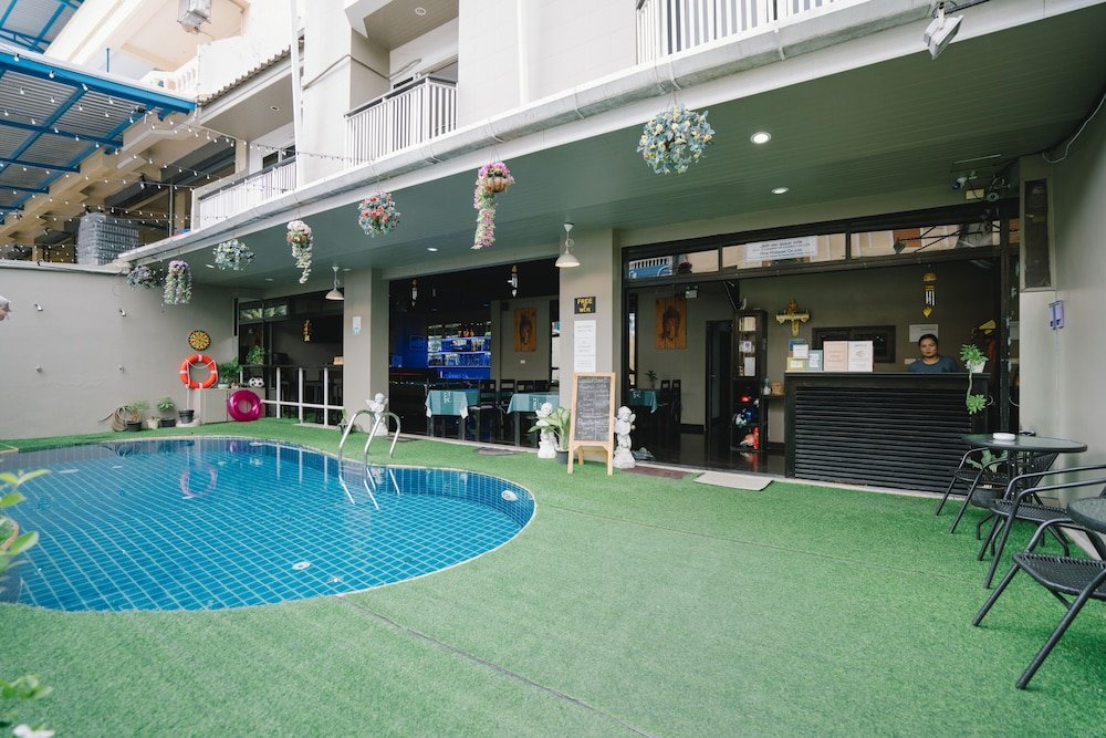Кату: Noble House Patong