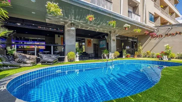 Кату: Noble House Patong