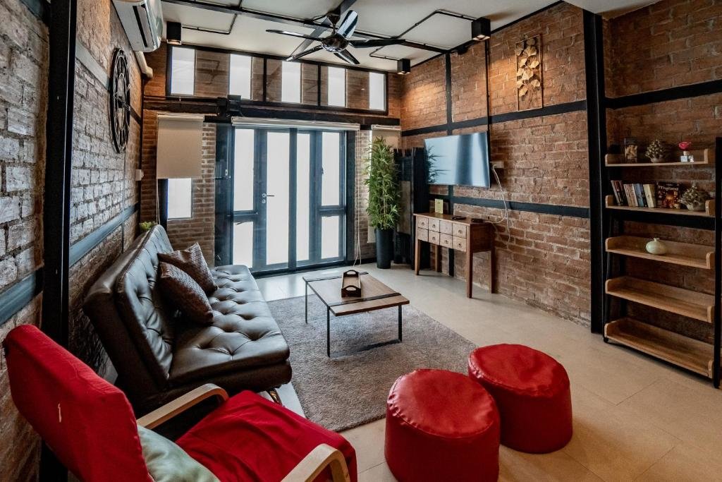 Чиангмай: Luxury Industrial Flat 5 Mins From Nimman