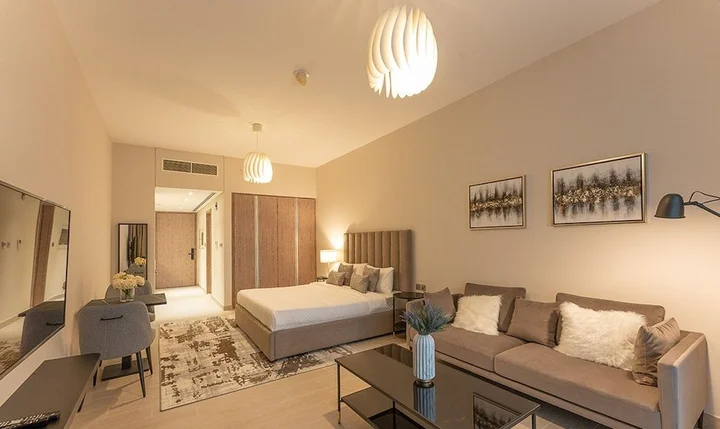 Дубай: Homesgetaway-Studio Apt in Liv Residence