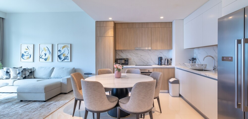 Дубай: Homesgetaway- 2BR in Beach Vista Tower 2