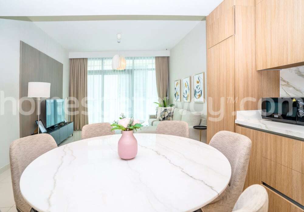 Дубай: Homesgetaway- 2BR in Beach Vista Tower 2