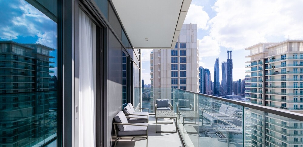 Дубай: Homesgetaway- 2BR in Beach Vista Tower 2