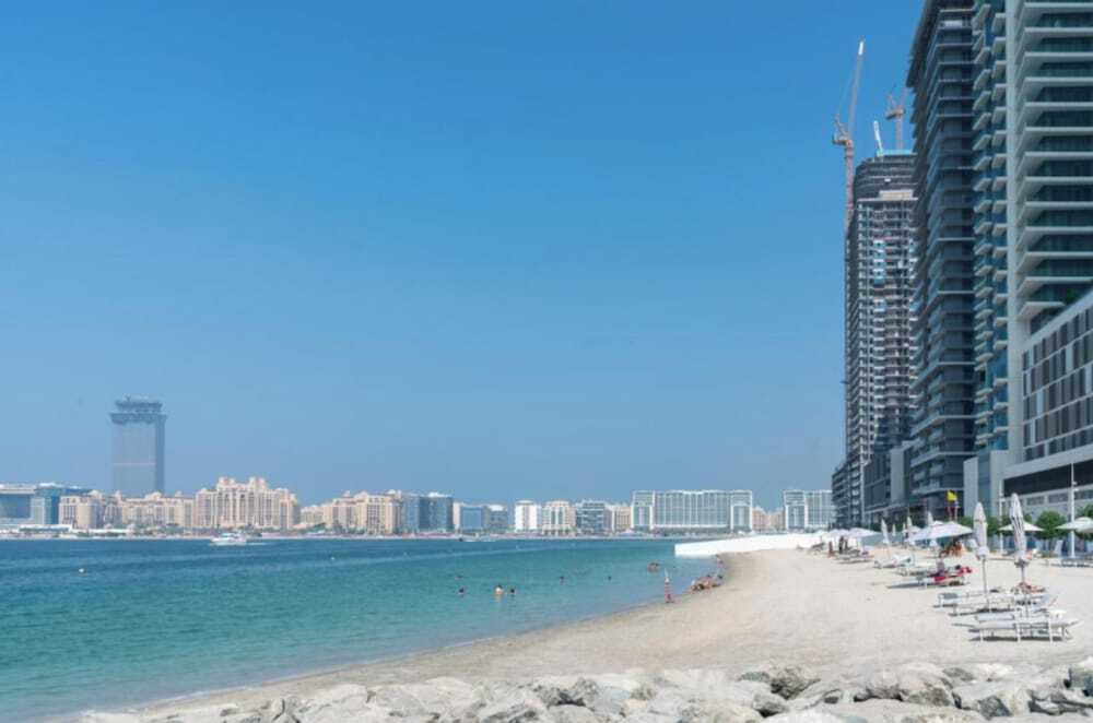 Дубай: Homesgetaway- 2BR in Beach Vista Tower 2