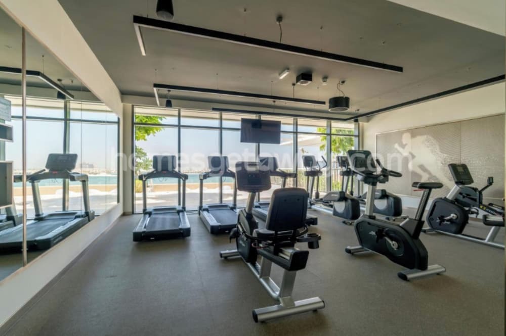 Дубай: Homesgetaway- 2BR in Beach Vista Tower 2
