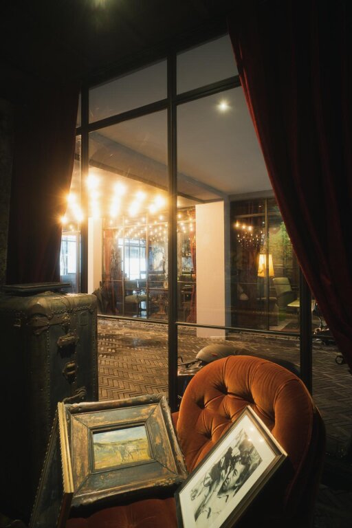 Бангкок: Baan Tuk Din Hotel
