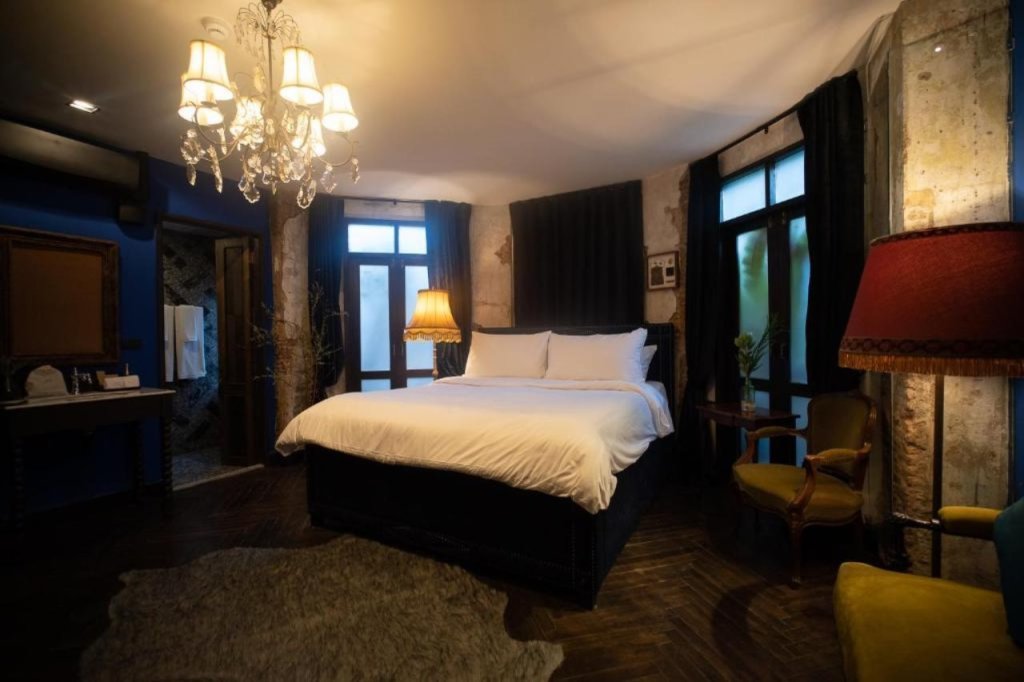 Бангкок: Baan Tuk Din Hotel