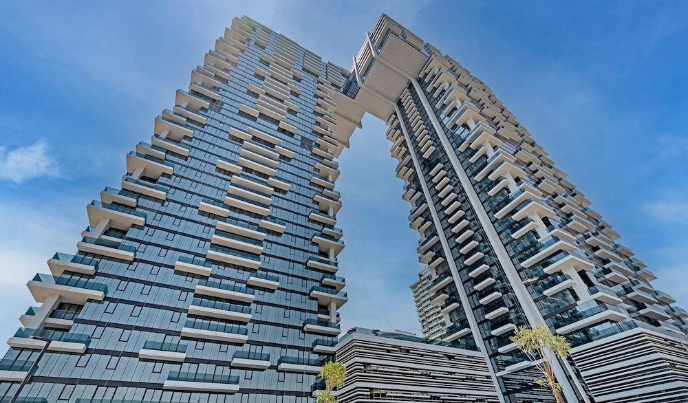 Homesgetaway- Stylish 1Br In 1 Residence Al Kifaf Tower 1 — фото 3