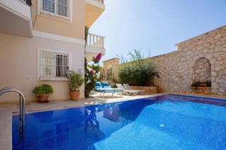 Калкан: Invigorating Villa With Shared Pool in Kas