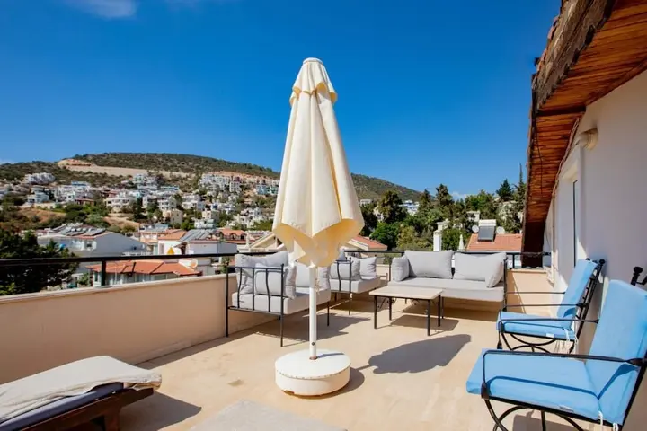 Калкан: Invigorating Villa With Shared Pool in Kas