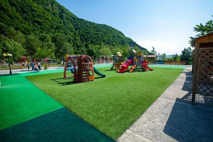 Шеки: Narin Qala Resort