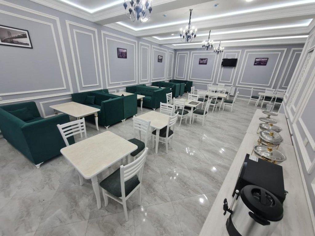 carousel image 4