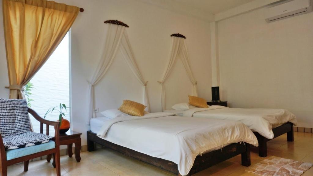 Сам-Рои-Йот: Kalamona Seaview