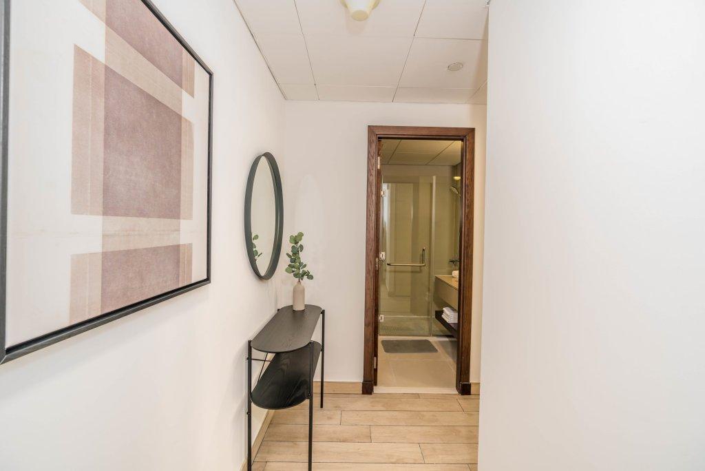 Дубай: Апартаменты Burj Daman Tower | Fully Furnished DIFC Studio