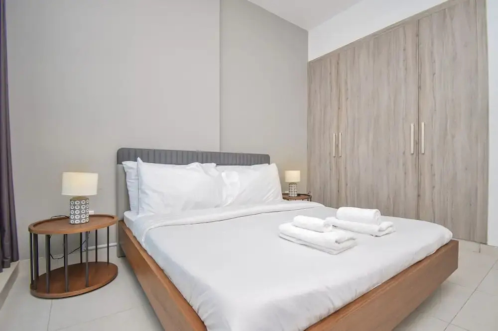 Дубай: 360 Vacation – THE BAY Residence 1BR Apartment