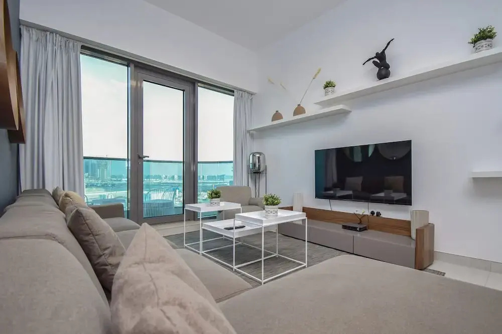 Дубай: 360 Vacation – THE BAY Residence 1BR Apartment