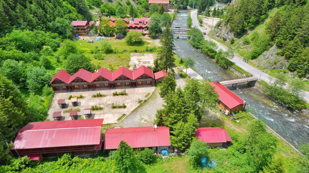 Узунгёль: Vadi Bungalov