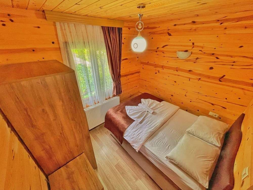 Узунгёль: Vadi Bungalov