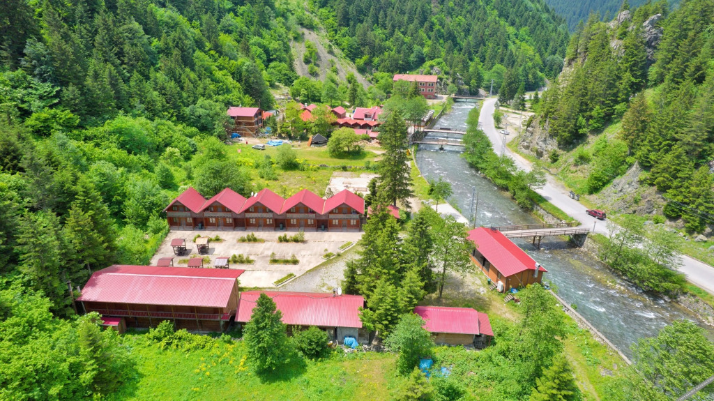 Узунгёль: Vadi Bungalov